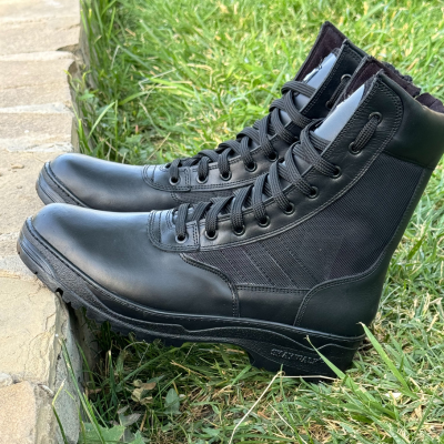Chaussures Magnum