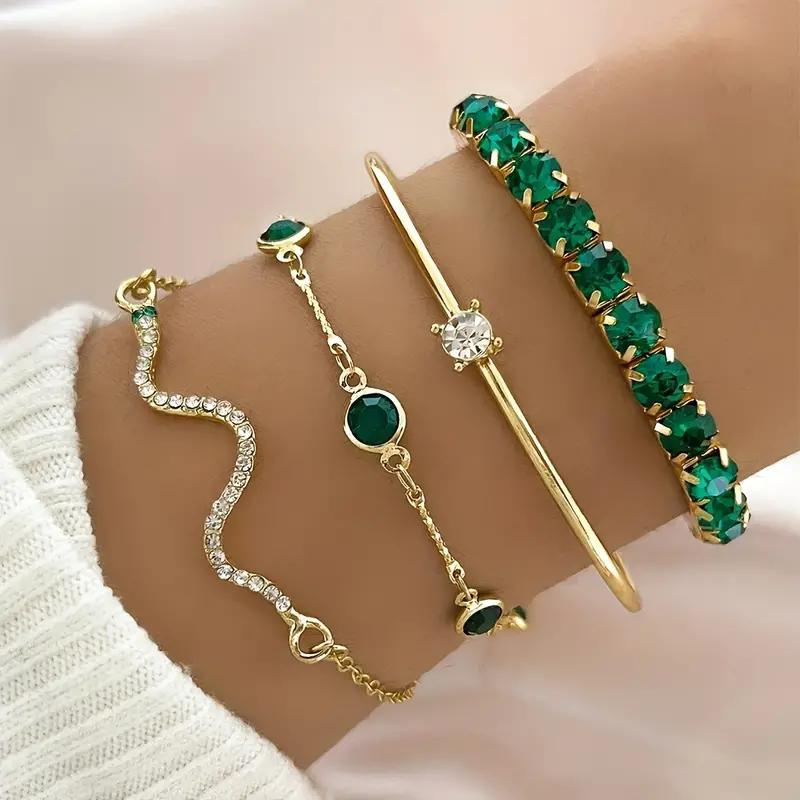 Lot de 4 bracelets à strass brillants